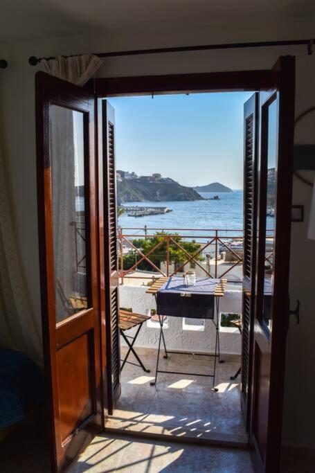 Celeste House Myrties Esterno foto