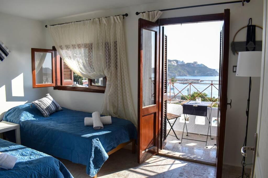 Celeste House Myrties Esterno foto