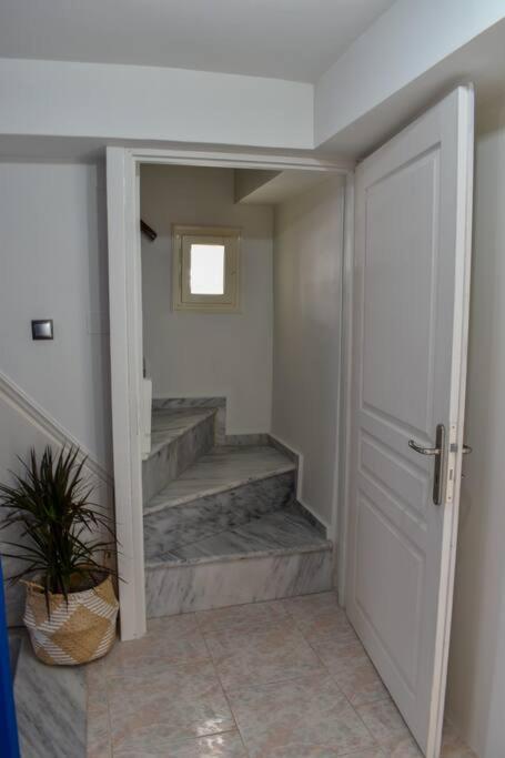 Celeste House Myrties Esterno foto